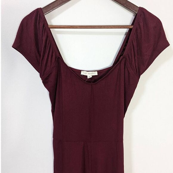 NWT LA Hearts Pacsun Maroon Ribbed Shortsleeve Romper - Picture 2 of 9